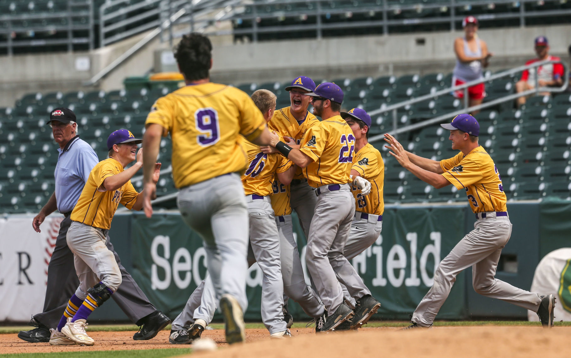 State baseball semifinal